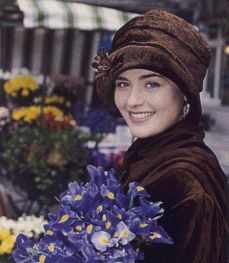 Evangeline Iconic Movie Costumes, 1920s Outfit Ideas, Louise Lombard, House Of Elliot, Vintage Fashion 1920s, 1920s Outfit, Tv Clothes, 1930's Style, Film Costumes