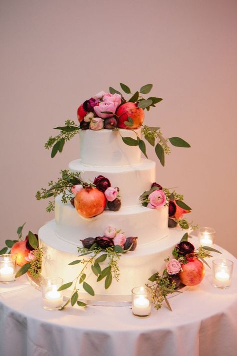 Pomegranate Wedding, Fruit Wedding, Fall Wedding Color Palette, Table Arrangements Wedding, Wedding Cake Photos, Persian Wedding, Rustic Cake, Vintage Inspired Wedding, Tiered Wedding Cake