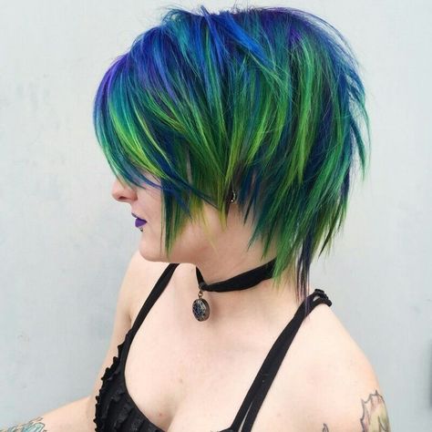 Short Blue Green Hair, Short Colorful Hair, Blue And Green Hair, Blue Green Hair, Pravana Vivids, Hair Color Crazy, Bright Hair Colors, Punk Hair, Bright Hair