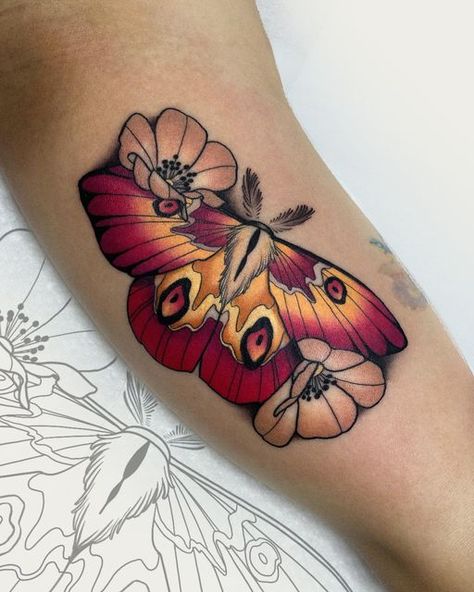 Color Moth Tattoo, Neo Traditional Moth, Traditional Moth, Traditional Moth Tattoo, Moth Tattoo Design, Neo Tattoo, Traditional Tattoo Inspiration, Insect Tattoo, Bug Tattoo