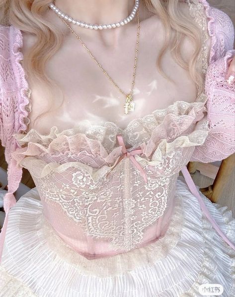 GGxa9URXEAAQjno (736×928) Lavender Mermaid Dress, Kawaii Outfit Ideas, Actress Hairstyles, Pretty Pink Princess, Iconic Dresses, Whimsical Fashion, Ulzzang Fashion, Kawaii Clothes, Girly Fashion