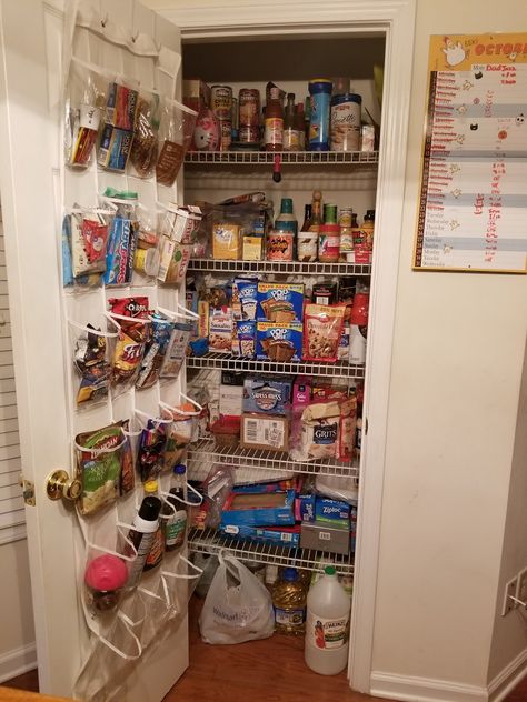 Full pantry Full Pantry Aesthetic, Snack Pantry Aesthetic, Full Pantry Of Snacks, Snack Pantry, Full Pantry, Stocked Pantry, Organization Aesthetic, Organization Pantry, Light Sauce