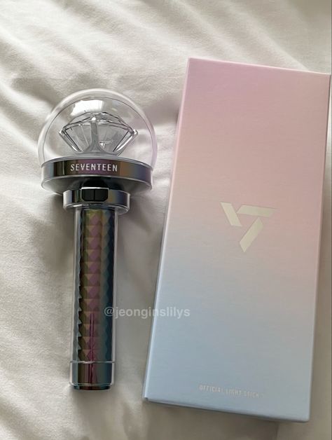 Seventeen Lightstick Ver 3, Seventeen Lightstick Aesthetic, Seventeen Merch Aesthetic, Svt Lightstick, Seventeen Album Aesthetic, Lightsticks Kpop, Seventeen Lightstick, Seventeen Merch, Seventeen Right Here