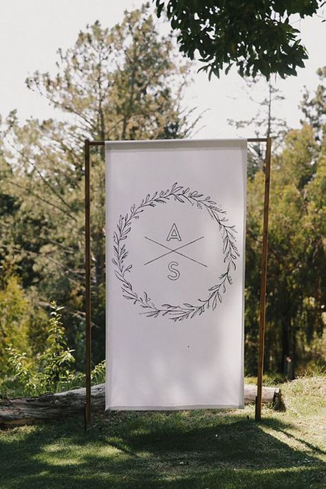 Wedding Ceremony Backdrop Diy, Logo Event, Wedding Extras, Wedding Ceremony Ideas, Big Sur Wedding, Wolf Photography, Wedding Backdrops, Diy Wedding Backdrop, Wedding Backdrop Design