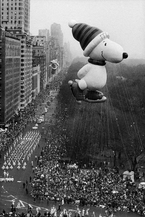 Snoopy Wall Art, Thanksgiving Snoopy, Macy's Day Parade, Macys Thanksgiving Parade, Macy��’s Thanksgiving Day Parade, Macys Parade, Snoopy Gifts, Thanksgiving Parade, Columbus Circle