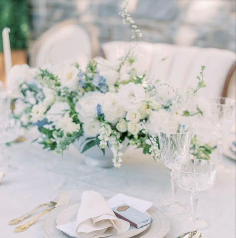 Tiffany Blue Wedding Flowers, Blue And White Summer Wedding, Coastal Wedding Florals, Modern Coastal Wedding, Classic Blue Wedding, Powder Blue Wedding, French Blue Wedding, Blue Green Wedding, Blue White Weddings