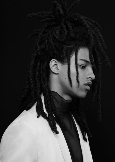 Mens Wavy Haircuts, Mens Haircuts Straight Hair, Face Magazine, Trendy Mens Hairstyles, Mens Medium Length Hairstyles, The Face Magazine, Dreadlock Hairstyles For Men, Mens Hairstyles Medium, Mens Hairstyles Thick Hair