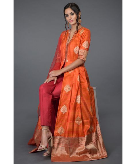 Indian Kurtis For Women, Outfits From Saree Ideas, Traditional Kurti Designs Latest, Paithani Dress Designs, Latest Wedding Dresses Indian Style, Indian Designer Wear Gowns, Saree Recycle Dresses Indian, Indowestern Outfits Wedding Women, Trending Dress