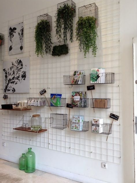 Amsterdam Next City Guide: de pijp Wire Wall Grid Decor, Wire Grid Plant Wall, Dangling Room Decor, Plant Grid Wall, Dangling Plants, Grid Wall Decor, Grid Decor, Wire Grid Wall, Wall Grid