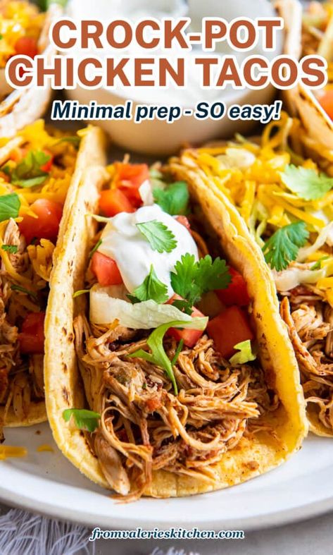 Nashville Recipes, Flavorful Shredded Chicken, Easy Chicken Tacos, Easy Tacos, Pulled Chicken Tacos, Mexican Entrees, Chicken Tacos Recipe, Taco Chicken, Slow Cooker Chicken Tacos