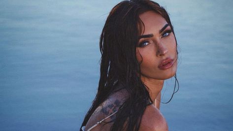 Megan Fox Style Photoshoot, Megan Fox Photoshoot, Megan Fox Editorial, Megan Fox Makeup Close Up, Megan Fox Passion Play, Old Megan Fox Photos, Mgk Concert, Fiery Red Hair, Swimsuits Photoshoot