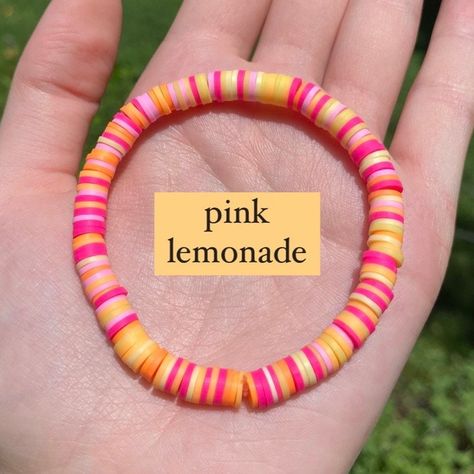 Coconut Girl Jewelry, Bracelet Preppy, Make Clay Beads, Clay Bead Necklace, Preppy Bracelets, Homemade Bracelets, Clay Bead Bracelet, Preppy Jewelry, Summer Bracelet