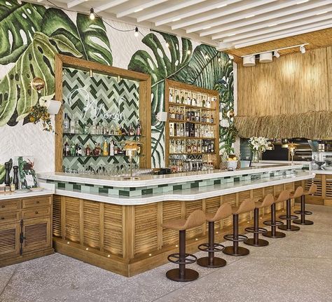 Tropical Paradise Theme, Beach Restaurant Design, Tikki Bar, Tropical Interior Design, Florida Pool, Tropical Interior, Themed Cafes, Long House, Buffet Restaurant