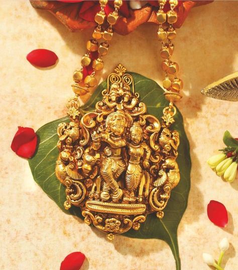 Radha Krishna pendent Krishna Pendent, Temple Jewelery, Antic Jewellery, Hindu Jewelry, Diy Floral Decor, Gold Necklace Indian Bridal Jewelry, Antique Jewelry Indian, Gold Pendant Jewelry, Wedding Jewellery Collection