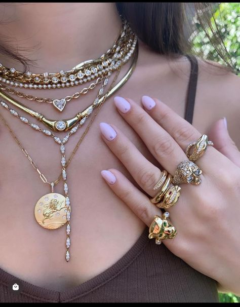 Xoxo Jewelry, Dope Jewelry Accessories, Necklaces And Rings, Dope Jewelry, Chunky Jewelry, Jewelry Fashion Trends, Classy Jewelry, Jewelry Essentials, Funky Jewelry