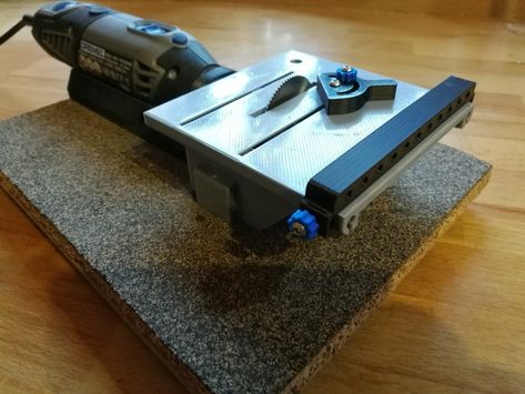 Table saw for Dremel 4000 (with drill bracket Fixed) by oikos - Thingiverse Dremel Table Saw, Dremel Workstation, Dremel Saw, Dremel Tool Accessories, Dremel Ideas, Miniature Tools, Dremel 4000, Dremel Tool Projects, Dremel Bits