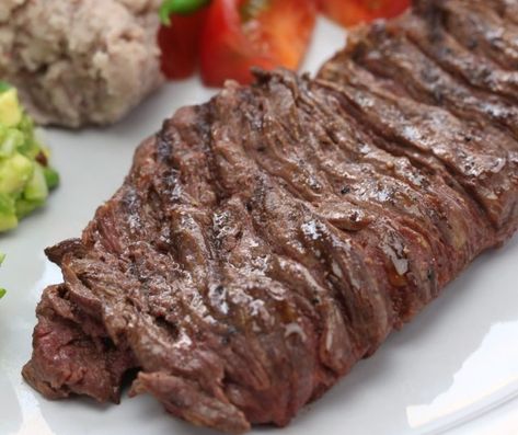 Air Fryer Skirt Steak - Fork To Spoon Air Fryer Skirt Steak, Black Pepper Steak, Steak Salad Recipe, Heart Healthy Recipes Low Sodium, Grilled Steak Salad, Steak Dinner Recipes, Frozen Steak, Steak In Oven, Steak Sandwiches