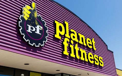 In this edition of a series of Planet Fitness appropriate workouts, we provide a 3 day full body workout one could do with the equipment at Planet Fitness. Planet Fitness Workout Plan, Planet Fitness Membership, Planet Fitness Gym, Lower Workout, Fitness Style, Planet Fitness, Popular Workouts, Acro Yoga, Workout Plan Gym