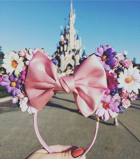 ριитєяєѕт: @вєℓℓαкєяz♡ Hair Accessories Diy, Diy Disney Ears, Disneyland Ears, Diy Mickey Ears, Disney Mouse Ears, Disney Headbands, Disney Mickey Ears, Diy Disney, Disney Mouse