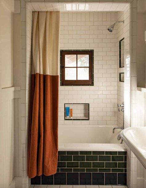 An historic craftsman residence in Santa Monica gets remarkable remodel Mini Bad, Boy Bath, Bathroom Renos, Craftsman House, Bath Tub, Bathroom Curtains, Bathroom Inspiration, Santa Monica, Bathroom Interior