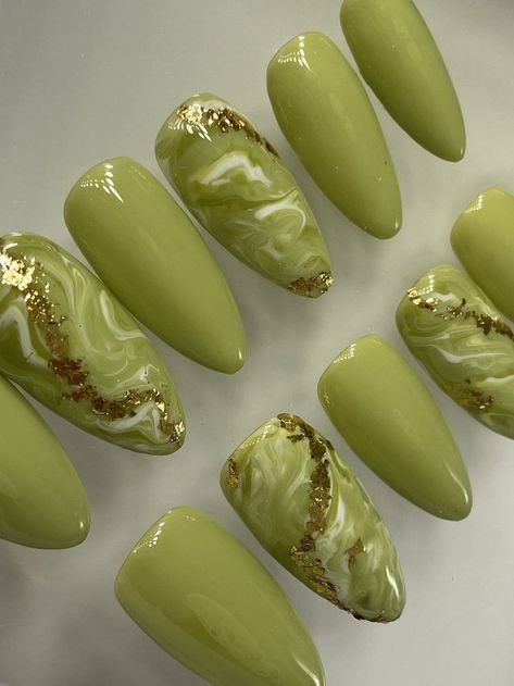 Marble Nails Press On, Jade Nails Acrylic, Jade Green Nails, Earthy Nails Acrylic, Green Marble Nails, Khaki Nails, Nail Art Green, Press On, Marble Nail