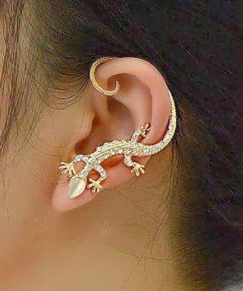 Ladies Jewelry Trends... Foot Chain, Ear Hangers, Silver Ear Cuff, Ear Cuff Earings, Foot Jewelry, Chain Silver, Ear Cuffs, Ear Rings, Lizards