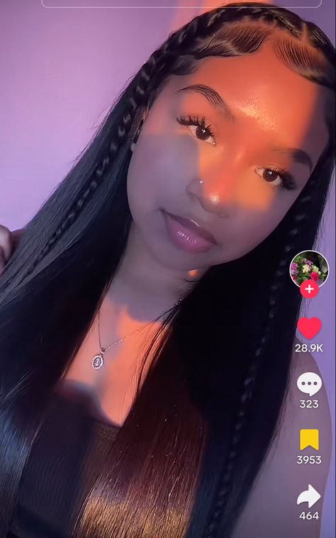 Hair Styles Without Hair Ties, Hairstyles With Edges Straight Hair, 2 Braids In Front With Hair Down, Hairstyle To Cover Ears, Puffy Straight Hair, Braids In Front Of Hair, Side Part With Edges, Front Row Braid, Baddie Hairstyles Straight Hair