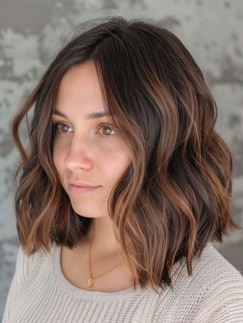 Light Brown Hair Lob, Hair Lobs Medium Brunette, Rich Brunette Hair Color, Subtle Brunette Highlights, Rich Brunette Hair, Brunette Hair Color Ideas, Balayage Lob, Warm Browns, Hair 2022