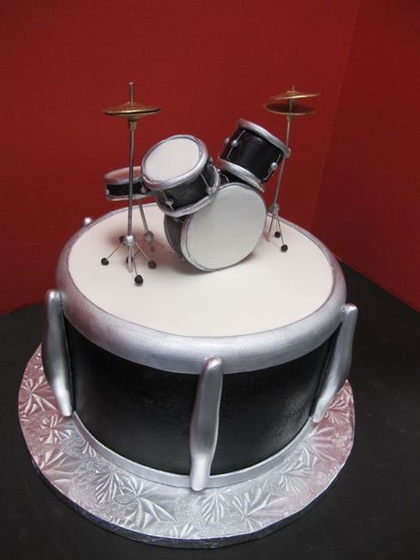 Drum Set Cake, Drum Birthday Cakes, Bolo Musical, Music Themed Cakes, Music Cakes, Music Cake, Drum Cake, Cake Designs Images, Drum Kit