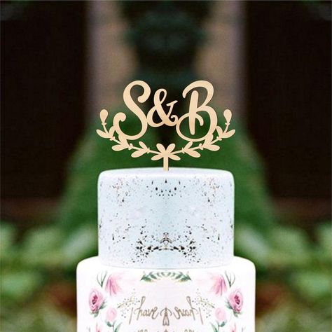 Wood Wedding Cake, Wreath Cake Topper, Wood Cake Topper Wedding, Wood Wedding Cakes, Wedding Cake Toppers Initials, Wreath Cake, Silver Cake Topper, Letter Cake Toppers, Heart Wedding Cakes