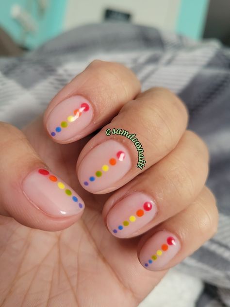 Pride Month Nails Simple, Minimalist Pride Nail Art, Pride Nails Designs Short Nails, Simple Pride Nail, Bi Flag Nails, Pride Nails Designs Simple, Pride Nails Short, Acidwave Aesthetic, Bi Nails