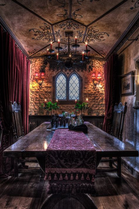 Dnd Room Ideas, Dungeons And Dragons Room, Quotes Him, Modern Gothic Home, Dining Room Painting, Dining Room Aesthetic, Dnd Room, Gothic Homes, Dining Room Decoration