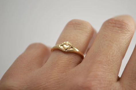 Claddagh Engagement Ring, Irish Ring, Silver Cat Ring, Gold Claddagh Ring, Ring Crown, Silver Claddagh Ring, Irish Ring Claddagh, Irish Rings, Friendship Ring