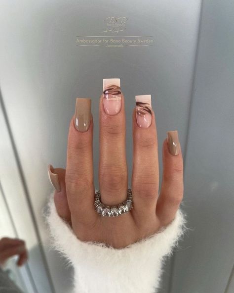 Trendy Short Nail Designs Fall, Easy Short Nails Ideas, Short Acrylic Nails Designs Fall, Short Acrylic Nails Inspiration, Fall Inspiration Nails, Short Acrylic Nails Designs For Fall, Fall Nail Inspo Square, Gel X Nail Designs Square, Fall Nail Designs Square