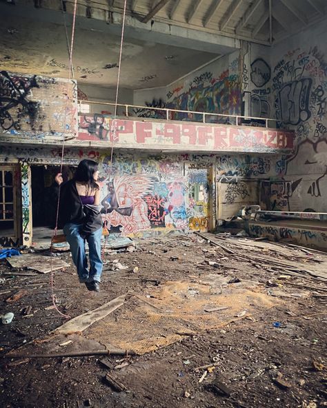 Abandoned Places Exploring, Cool Abandoned Places, Abounded Places Aesthetic, Street Kid Aesthetic, Exploring Abandoned Places With Friends, Abandoned Places With Friends, Urban Core Aesthetic, Aesthetic Abandoned Places, Urban Exploration Aesthetic