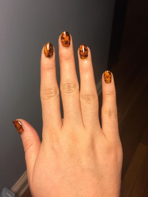 tortoise shell nails Tortoise Shell Nails, Shell Nails, Nail Design Glitter, Brown Nails Design, Cute Nail Art Designs, Brown Nails, Nail Art Inspiration, Chrome Nails, Square Nails