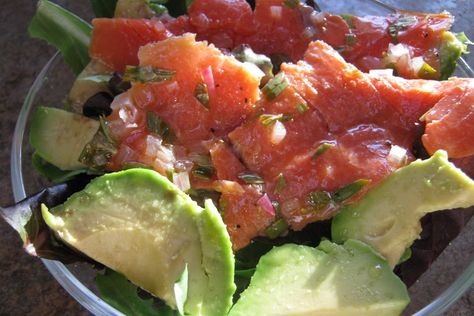 Lox and Avocado Summer Salad recipe on Food52 Lox Salad, Lox Recipes, Lox Recipe, Salad Jar Recipe, Recipe Lunch, Mason Jar Salad Recipes, Avocado Salad Recipes, Healthy Tacos, Mason Jar Salad