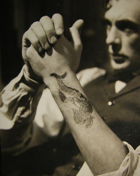 Obscure Object Of Desire Mr Deeds, Frank James, Mermaid Tattoo Designs, Sketch Photo, Film Genres, Gary Cooper, Mermaid Tattoo, Arrow Tattoo, Mermaid Tattoos