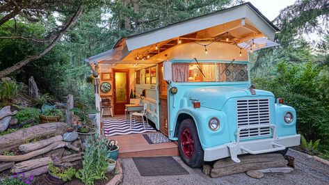 Fossa Séptica, School Bus Tiny House, School Bus House, Old School Bus, Short Bus, School Bus Conversion, Retro School, Bus House, Building Roof