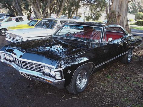 Really like this Chevy Impala! Chevy Impala 1967, Chevrolet Impala 1967, Impala 1967, Supernatural Impala, 1967 Chevy Impala, 1967 Chevrolet Impala, Sweet Cars, Pretty Cars, Chevy Impala