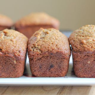 Mini Apple Cinnamon Spice Cakes - Hip Foodie Mom Mini Apple Cake Loaves, Apple Spice Layer Cake, Mini Loafs, Mini Bread Loaves, Loaf Breads, Spice Cakes, Mini Loaf Cakes, Everyday Breakfast, Mini Loaves