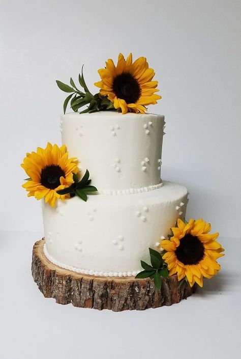 Sunflower Wedding Desserts, Sunflower Two Tier Cake, Sunflower Wedding Cakes, Wedding Cake With Sunflowers, Cake With Sunflowers, Small Wedding Cake, 2 Tier Wedding Cakes, Sunflower Wedding Cake, Sunflower Cake