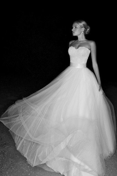 beautiful wedding dress White Wedding Dress, 2016 Trends, Tulle Ball Gown, A Wedding Dress, Princess Wedding, Pretty Wedding, Wedding Planners, Beautiful Wedding Dresses, Dream Wedding Dresses