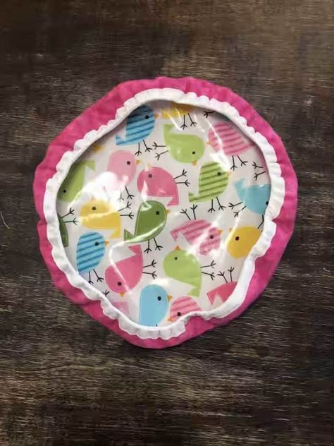 Food Covers Diy, Diy Bowl Covers, Crochet Ideas Aesthetic, Laminated Cotton Fabric, Fabric Bowl, Bowl Covers, Diy Sewing Gifts, Diy Bowl, Sewing To Sell