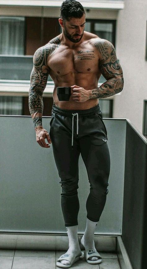 Muscle And Tattoos Men, Muscular Tattooed Men, Muscles And Tattoos, Saturday Coffee, Inked Men, Elegant Man, Men's Muscle, Muscular Men, Shirtless Men