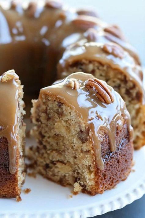 Apple Pecan Cake with Caramel Glaze Recipe Apple Pecan Cake With Caramel Icing, Apple Pumpkin Pecan Bundt Cake, Apple Strudel Cake Recipe, Apple Cake With Caramel Frosting, Apple Pecan Cake With Caramel Glaze, Caramel Glaze For Cake, Apple Pecan Cake Recipe, Carmel Sauce Recipe, Candy Apple Cake