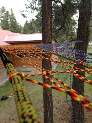 Hello all, I have another tree net inscrutable for you! This tree net design is "permanently" attached to the tree branches unlike the triple tree net... Diy Rope Climbing Net, Tree Net Diy, Rope Tree House, Diy Tree Net, Agritourism Activities, Diy Outdoor Activities, Block Activities, Tree Net, Diy Outdoor Toys