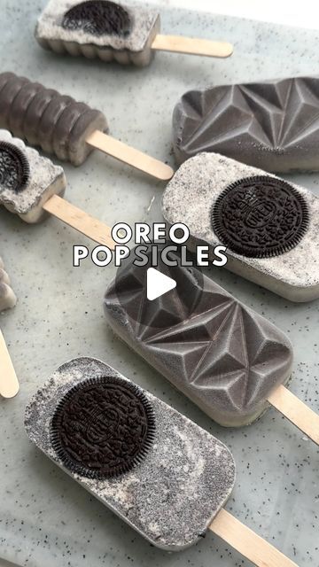 Lili Forberg on Instagram: "Oreo popsicles are a must try! 
For the Oreo mix 
1 can condensed milk
1.5 cups milk (add more if you want  it less sweet, or reduce the condensed milk)
8 Oreos

you can just use the above mix, but I recommend not to blend the Oreo’s in. Just crush and gently mix in.

For the milk mix (optional)
1 can condensed milk
1.5 cups milk (add more if you want it less sweet)" Oreo Popsicles, Ice Cream Popsicles, Condensed Milk, Popsicles, Oreo, Ice Cream, Milk, Dessert, Canning