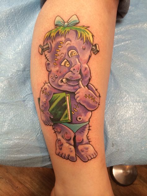 This is my awesome Garbage Pail Kid tattoo! "Scary Carrie" Trash Bag Tattoo, Trash Can Tattoo Ideas, Childhood Toy Tattoo, Kids Tattoo, Tattoo Beautiful, Alphabet Names, Garbage Pail Kids, Face Tattoo, Cabbage Patch Kids