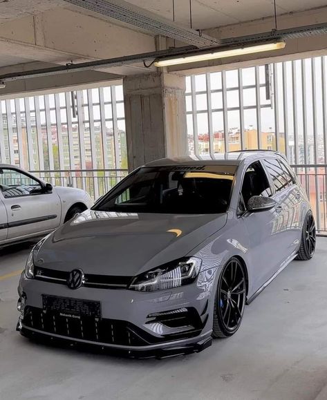 Volkswagen Car Aesthetic, Vw Golf Aesthetic, Golf 7.5 R Wallpaper, Volkswagen Polo Aesthetic, Golf 7.5 Gti, Golf Car Aesthetic, Golf 7.5 R, Volkswagen Aesthetic, Vw Bora Tuning